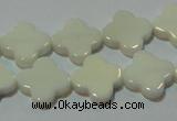 CAG3425 15.5 inches 14*14mm flower white agate gemstone beads