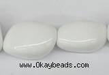 CNG72 15.5 inches 10*16mm - 25*35mm nuggets white agate beads