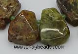 CTD3537 Top drilled 15*20mm - 25*30mm freeform green garnet beads