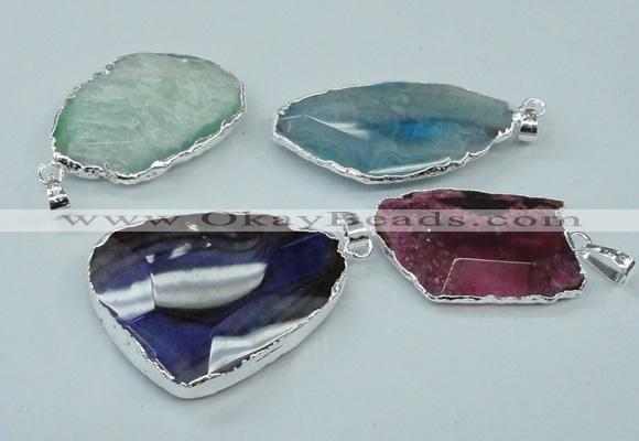 NGP1148 25*35mm - 35*45mm freeform druzy agate pendants with brass setting