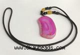 NGP5658 Agate freeform pendant with nylon cord necklace